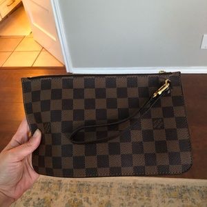 Louis Vuitton Damier Ebene Pouch - like new
